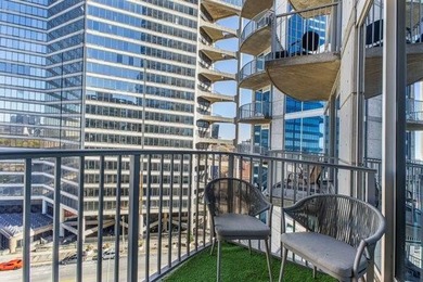 Stunning renovated 1 bed / 1 bath condo in Twelve Centennial