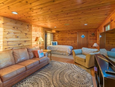 In an ever demanding, noisy world, find your escape at 47001 - photo 20