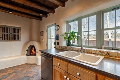 Fuente Colibri 416 Apodaca Hill On the historic Eastside ,close - photo 10