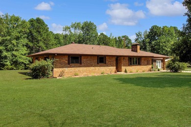 (private lake, pond, creek) Home For Sale in Sheridan Arkansas