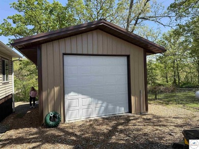 Looking for that optimal full-time home or weekend retreat? This - photo 3