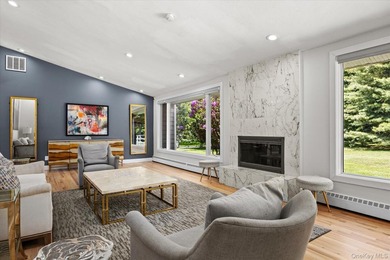 Situated down a long private driveway and set on a magnificent - photo 7