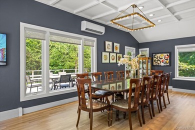Situated down a long private driveway and set on a magnificent - photo 9