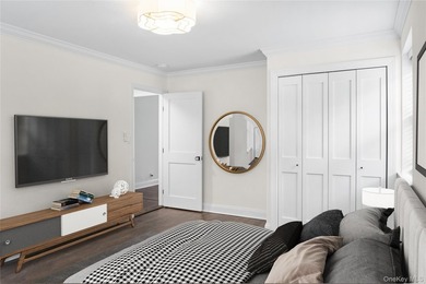 Step into this beautifully renovated 1-bedroom home and enjoy - photo 10