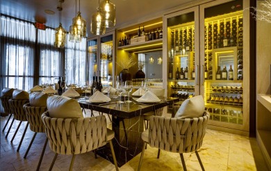 This 2bed 2.5bath Condo with its modern design and blend of - photo 4