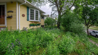 This is your chance to own a meticulously well cared for home on - photo 9
