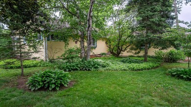 This is your chance to own a meticulously well cared for home on - photo 10