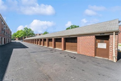 Beautifully renovated Two Bedroom Cooperative Upper Level Garden - photo 15