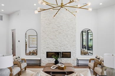 EXQUISITE Lakefront home in the exclusive gated community of Las - photo 7