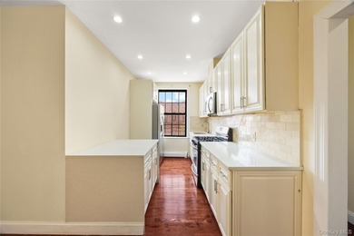 Fully Renovated Mixed-Use Property for Sale This turnkey, fully - photo 17