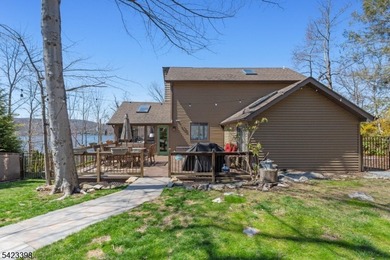Welcome to your perfect lakeside escape! Nestled in the heart of - photo 31