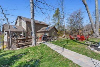 Welcome to your perfect lakeside escape! Nestled in the heart of - photo 32
