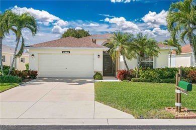Heritage Cove Lakes Home Sale Pending in Fort Myers Florida