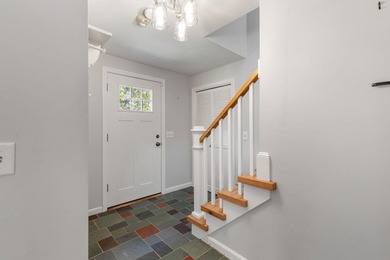 Enjoy easy living in this three bedroom, two and one-half - photo 4