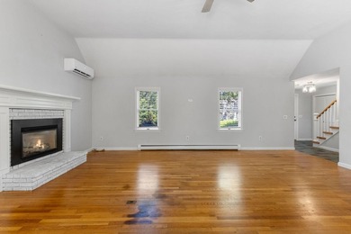 Enjoy easy living in this three bedroom, two and one-half - photo 6