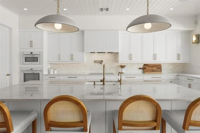 A New Standard of Luxury...Welcome to 13542 Sunset Lakes Circle - photo 6
