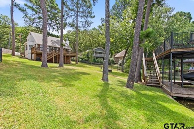 Beautiful Lakefront Home in the Gated Hideaway Lake Community - photo 9
