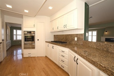 Beautiful and large 2 bedroom 2 bath home located in desirable - photo 11