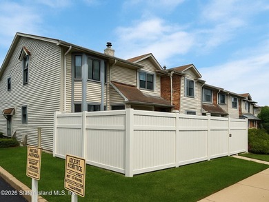 Four Brothers Opportunity! This beautiful 3-bedroom, 2-bath - photo 3