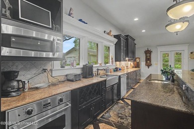 Experience the perfect blend of luxury living and everyday - photo 15