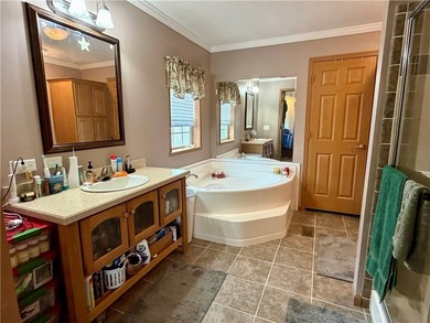 Wonderful country Ranch home in great condition! 8.10 acres - photo 21