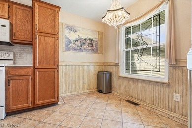 Move-in ready and beautifully updated, this inviting condo - photo 5