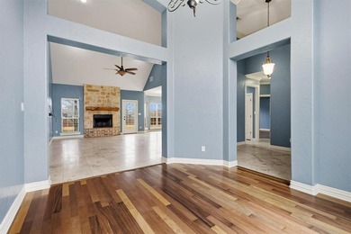 Lake Texoma living begins here in Tanglewood. Ideally located - photo 6
