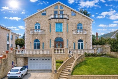 Welcome to an exceptional custom brick estate set on an - photo 2