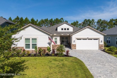 Lake Home ActiveUnderContr in Saint Johns, Florida