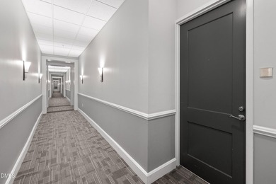 Move-in ready and perfectly positioned in the heart of Downtown - photo 29