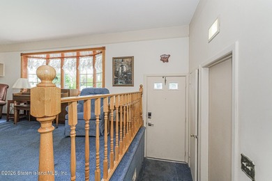 Unlock the potential in this charming 3 bed 2 bath ranch with a - photo 3