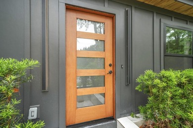 Professional and concise Contemporary residence located on a - photo 4
