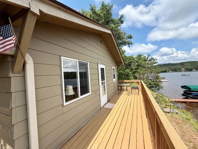 Escape to the Northwoods with this inviting two bedroom - photo 2