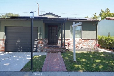 Welcome to this charming 2-bedroom, 1-bath home nestled in the - photo 1