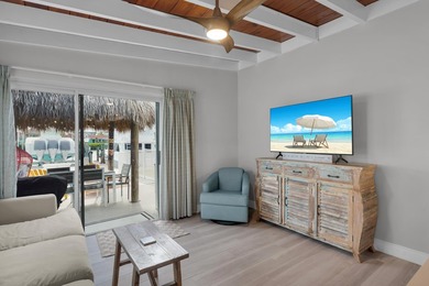 Welcome to your Waterfront Paradise! This beautifully remodeled - photo 11