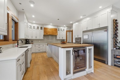 Stunning west coast modern, craftsman estate home in Morgan - photo 17