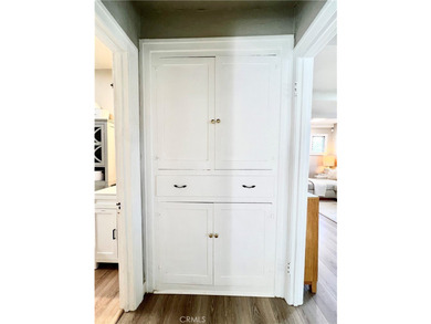 WATCH VIDEO! Gorgeous Remodel of a Classic 1920s Walteria - photo 36