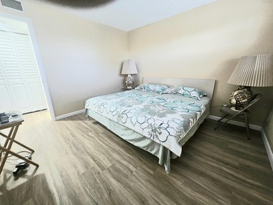 55+ golf course community. This light-filled home features a - photo 8