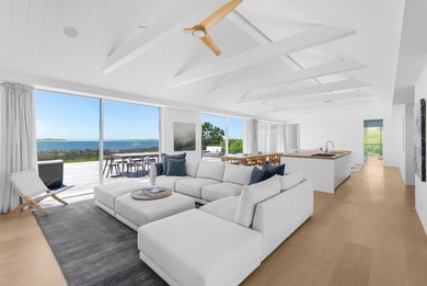 Beach Farm is an extraordinary 18.6-acre waterfront estate - photo 8