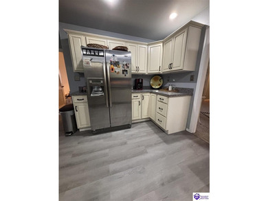 Additional listing photo 1