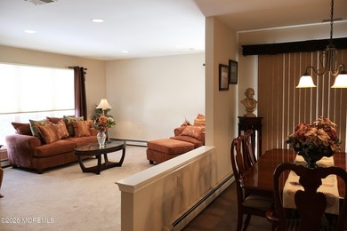 Enjoy easy living in Greenbriar Woodlands, a 55+ gated community - photo 4