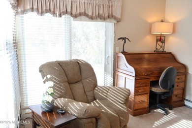 Enjoy easy living in Greenbriar Woodlands, a 55+ gated community - photo 10