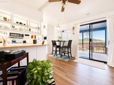 Enjoy coastal living with Pacific Ocean views from this - photo 16