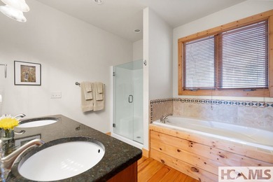 This fully furnished 5-bedroom, 7-bathroom mountain retreat - photo 8