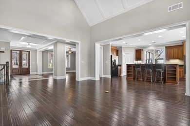 Impeccably maintained, this stunning home offers sweeping views - photo 18
