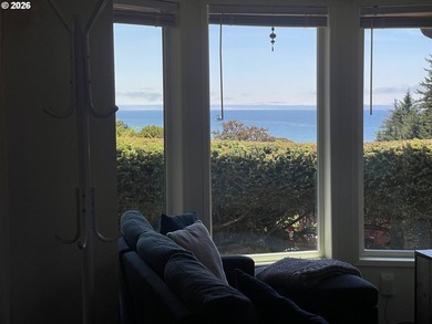 Enjoy coastal living with Pacific Ocean views from this - photo 23