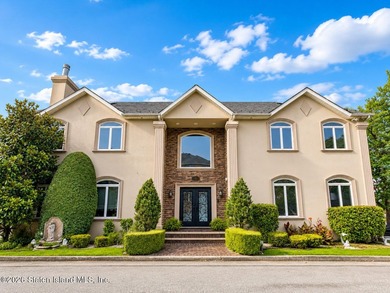 Exceptional waterfront estate with private dock and over 700 - photo 5