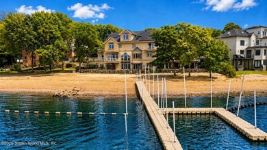 Exceptional waterfront estate with private dock and over 700 - photo 9