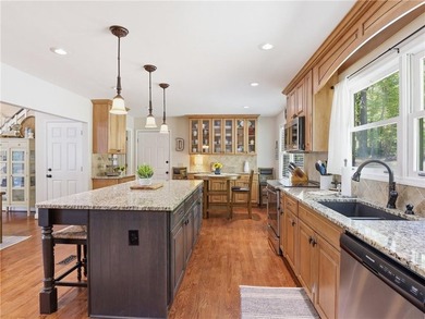 Experience refined lake living in this exceptional 5-bedroom, 3 - photo 11