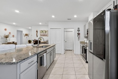 Short Sale Approved!! Beautiful 2023-built home with NO HOA - photo 11